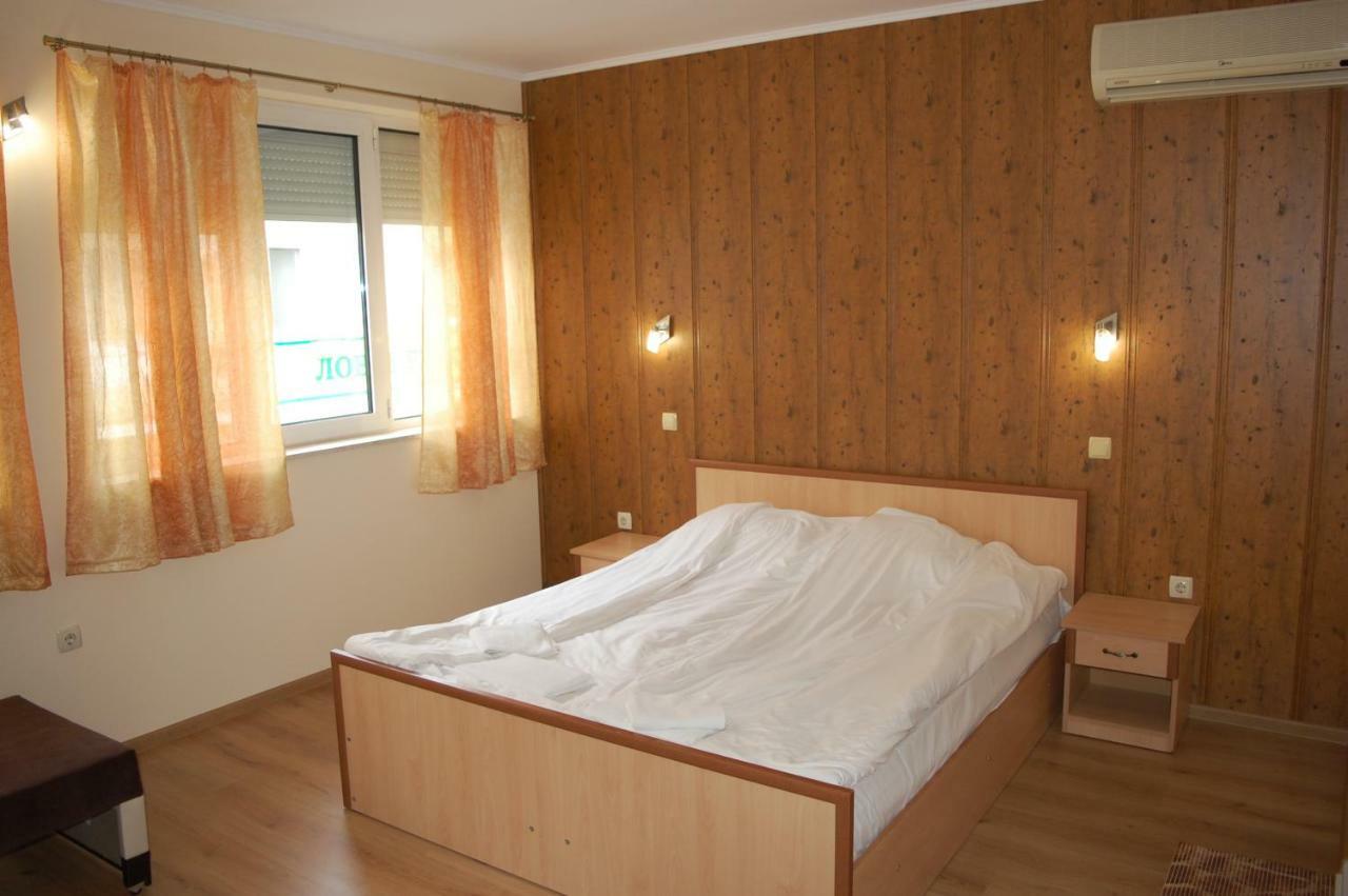 Hotel Vitosha トリャブナ エクステリア 写真