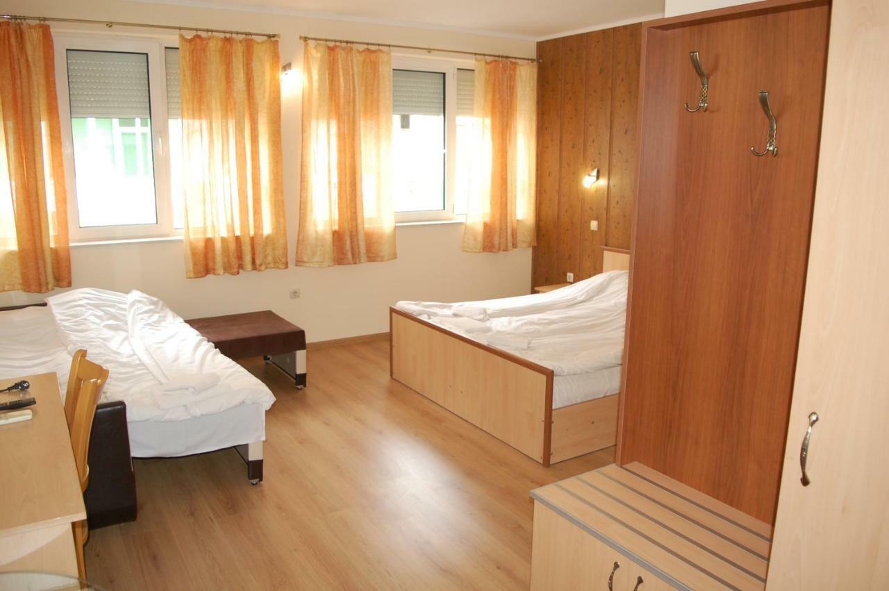 Hotel Vitosha トリャブナ エクステリア 写真
