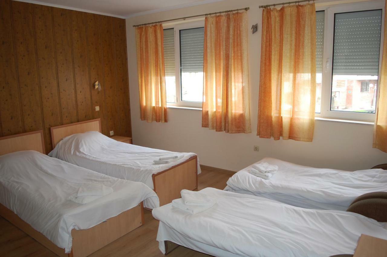 Hotel Vitosha トリャブナ エクステリア 写真